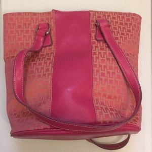 Tommy Hilfiger Pink Purse - EUC